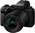 Aparat Panasonic Lumix S5M2X body + obiektyw Lumix S 20–60 mm, F3,5–5,6