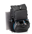 04-Tenba-DNA-16-DSLR-Black.png