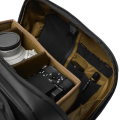 Peter-McKinnon-Camera-Messenger-13L-06.png