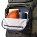 DarkLight-20L-Montane-Green-Front-Pocket (Mały).jpg