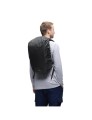 pokrowiec-przeciwdeszczowy-peak-design-outdoor-rain-fly-25l-30l-czarny.jpg