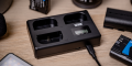 Grafika - Ładowarka trójkanałowa Newell TT-USB-C do akumulatorów LP-E6 do Canon_05.png