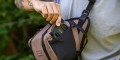 Grafika_Torba fotograficzna Wandrd Rogue Sling 6 l v2 - brązowa_08.jpg