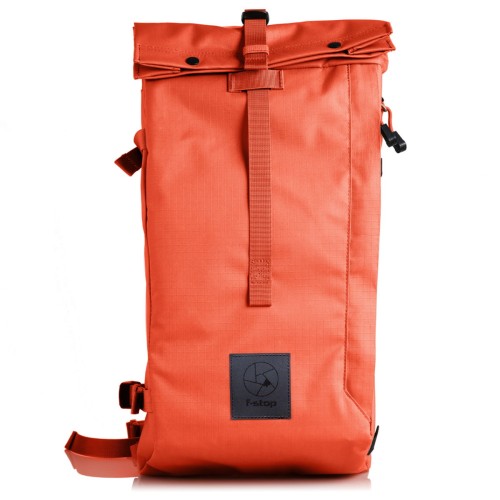 1._mal_ranec_front_orange_logo_FSTP0055.JPG